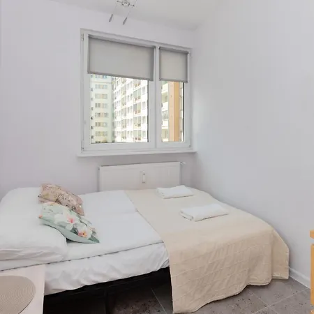 Skwer Kosciuszki By Renters Apartment *